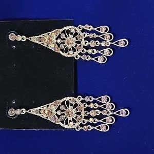 Crystal rhinestones dangle earrings
